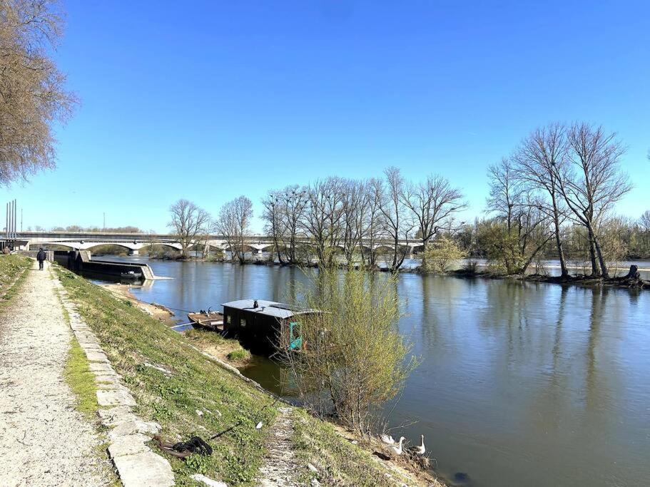 Studio Coeur De Ville Proche Bords De Loire Orléans Kültér fotó